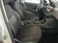Usado Peugeot 208 Access 82 CV (60 kW) 2017 Blanco Utilitario