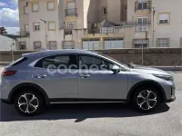 Usado Kia XCeed 141 CV (103 kW) 2023 Gris / plata SUV