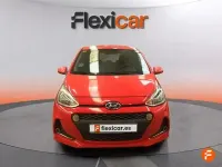 Usado Hyundai i10 GO! 66 CV (48 kW) 2018 Rojo Utilitario