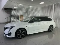 Usado Peugeot 308 SW GT 130 CV (95 kW) 2023 Blanco Familiar