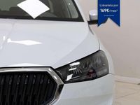 Usado Skoda Fabia Selection 95 CV (69 kW) 2024 Blanco Utilitario