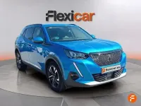Usado Peugeot 2008 Allure 130 CV (95 kW) 2021 Azul SUV