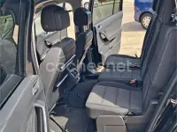 Usado VW Touran Advance 150 CV (110 kW) 2016 Negro Monovolumen