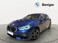 Begagnad BMW 118 Comfort Edition 150 HK (110 kW) 2022 Blå Halvkombi