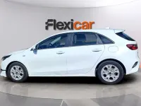 Usado Kia Ceed 101 CV (74 kW) 2021 Blanco Utilitario