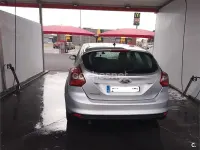 Usado Ford Focus Sport 115 CV (84 kW) 2014 Gris / plata Berlina