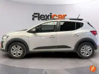 Usado Dacia Sandero Essentiel 91 CV (66 kW) 2023 Gris Utilitario
