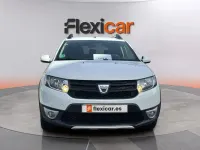 Usado Dacia Sandero Stepway 90 CV (66 kW) 2016 Blanco Berlina