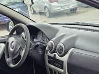 Occasion Dacia Sandero Lauréate 75 ch (55 kW) 2012 Gris Berline