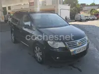 Usado VW Touran 140 CV (102 kW) 2007 Negro Monovolumen