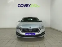 Usado Skoda Octavia Ambition 116 CV (85 kW) 2022 Gris / plata Berlina