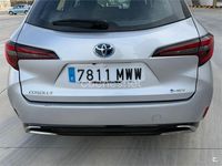 Usado Toyota Corolla Active 140 CV (102 kW) 2025 Gris / plata Familiar