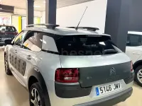 Usado Citroën C4 Shine Edition 100 CV (73 kW) 2017 Gris / plata Berlina