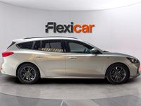 Usado Ford Focus ST-Line 120 CV (88 kW) 2019 Gris Familiar