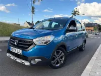 Usado Dacia Lodgy Stepway 107 CV (78 kW) 2015 Azul Monovolumen