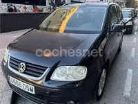 Usado VW Touran Trendline 100 CV (73 kW) 2005 Negro Monovolumen