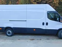 Usado Iveco Daily 170 CV (125 kW) 2018 Blanco Van