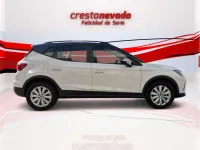 Usado Seat Arona Style Plus 110 CV (80 kW) 2022 Blanco SUV
