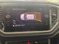 Usado VW T-Roc Advance 150 CV (110 kW) 2022 Amarillo SUV