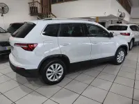 Usado Skoda Karoq Ambition 150 CV (110 kW) 2022 Blanco SUV