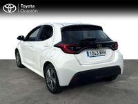 Usado Toyota Yaris Hybrid Active 116 CV (85 kW) 2024 Blanco Utilitario