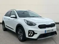 Usado Kia Niro 141 CV (103 kW) 2022 Blanco SUV