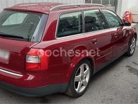 Usado Audi A4 Sport 180 CV (132 kW) 2004 Rojo Familiar
