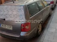 Usado VW Passat Advance 130 CV (95 kW) 2003 Gris / plata Familiar