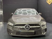 Usado Mercedes A180 116 CV (85 kW) 2022 Gris / plata Berlina