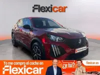 Usado Peugeot 2008 Active 100 CV (73 kW) 2023 Rojo SUV