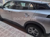 Usado Peugeot 2008 Active 100 CV (73 kW) 2022 Gris / plata SUV