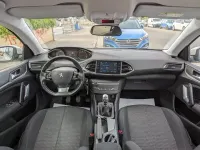 Usado Peugeot 308 Style 131 CV (96 kW) 2019 Blanco Berlina