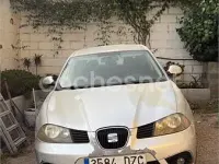 Usado Seat Ibiza 100 CV (73 kW) 2006 Gris / plata Utilitario