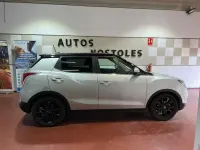 Usado SsangYong Tivoli 128 CV (94 kW) 2016 Gris / plata SUV
