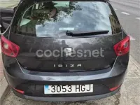 Usado Seat Ibiza Reference 85 CV (62 kW) 2011 Gris / plata Berlina