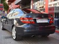 Usado Mercedes C200 122 CV (89 kW) 2009 Gris Coupe