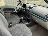 Usado Renault Clio II 75 CV (55 kW) 2004 Gris / plata Berlina