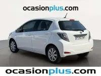 Usado Toyota Yaris Hybrid Advance 99 CV (72 kW) 2012 Blanco Utilitario
