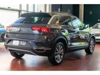 Usado VW T-Roc Advance 150 CV (110 kW) 2021 Gris SUV