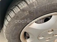 Usado Ford Focus Ambiente 100 CV (73 kW) 2001 Azul Berlina