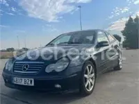 Usado Mercedes C180 143 CV (105 kW) 2002 Verde Berlina