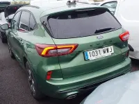 Usado Ford Kuga ST-Line 243 CV (178 kW) 2024 Verde SUV