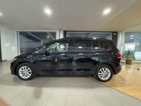 Usado VW Touran Edition 115 CV (84 kW) 2017 Negro Monovolumen