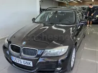 Usado BMW 318 143 CV (105 kW) 2009 Negro Familiar