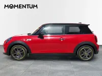 Usado Mini Cooper SE 135 kW (184 CV) 2021 Rojo Utilitario