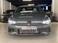 Usado VW Golf VIII GTI 300 CV (220 kW) 2022 Gris Utilitario