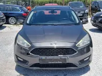 Usado Ford Focus Trend 114 CV (83 kW) 2015 Gris Familiar