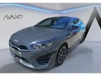 Usado Kia ProCeed GT-Line 120 CV (88 kW) 2022 Gris Familiar