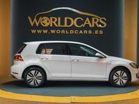 Begagnad VW e-Golf 100 kW (136 HK) 2019 Vit Halvkombi