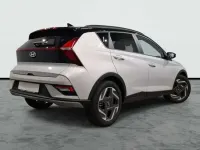Usado Hyundai Bayon Blackline 90 CV (66 kW) 2026 Gris SUV